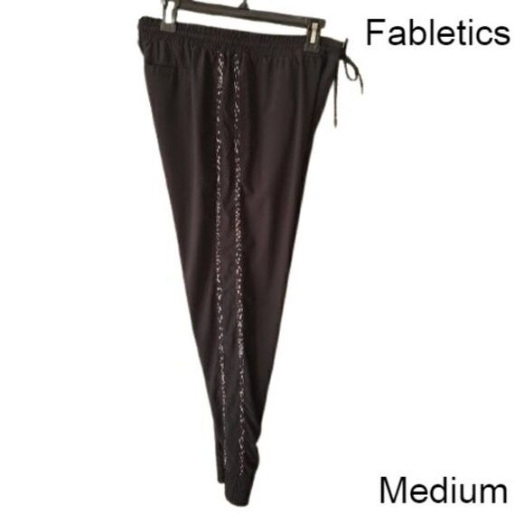 Fabletics Women's Loose Fit Pleated Casual Lounge Joggers Medium Black - Picture 1 of 7